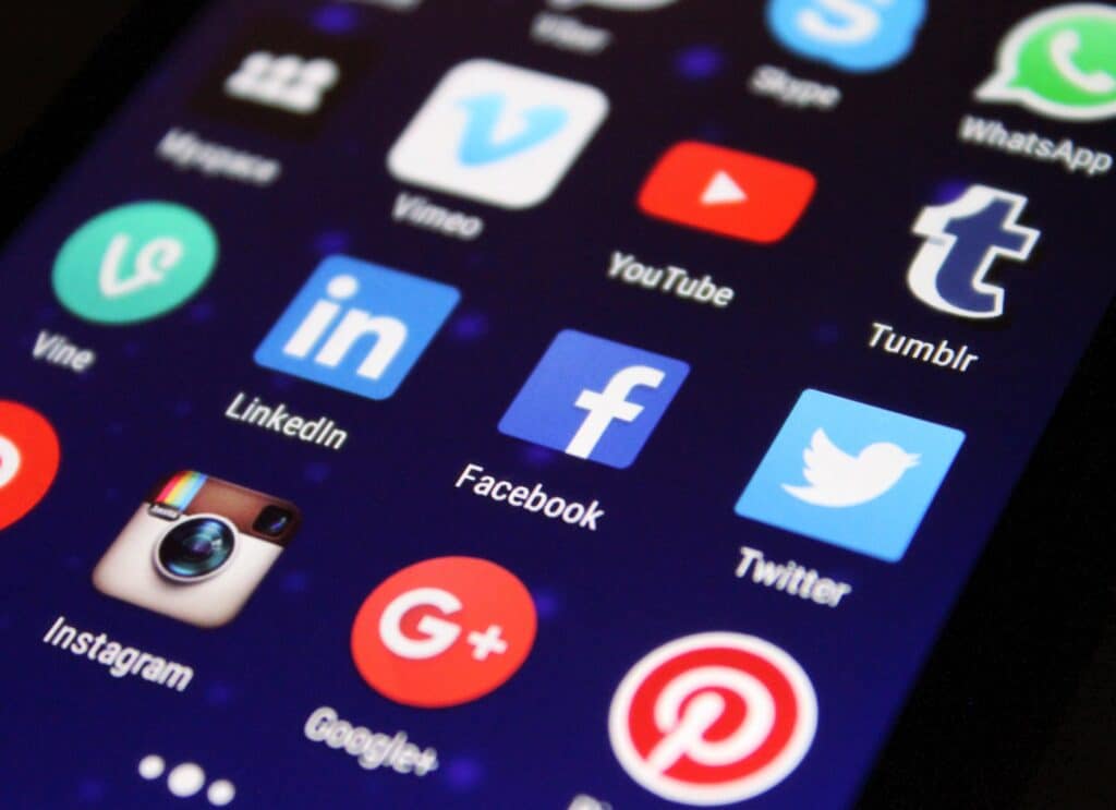 A screenshot of a smartphone's home screen.
