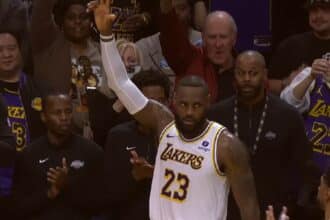 LeBron James Scores 40,000 Points: A Monumental NBA Milestone